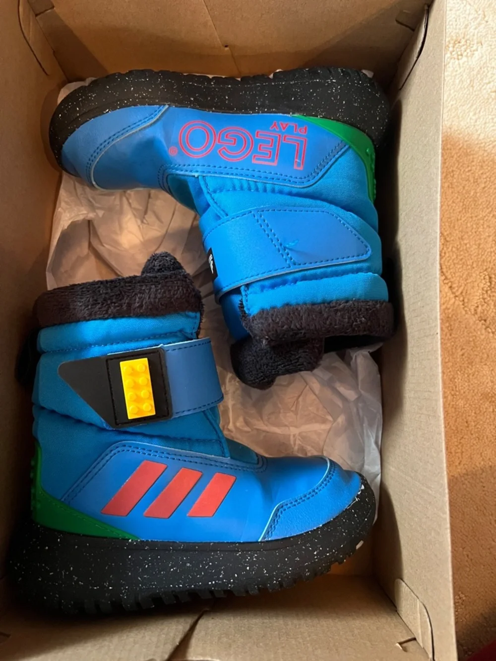 Adidas x LEGO Winterplay I boots US 10